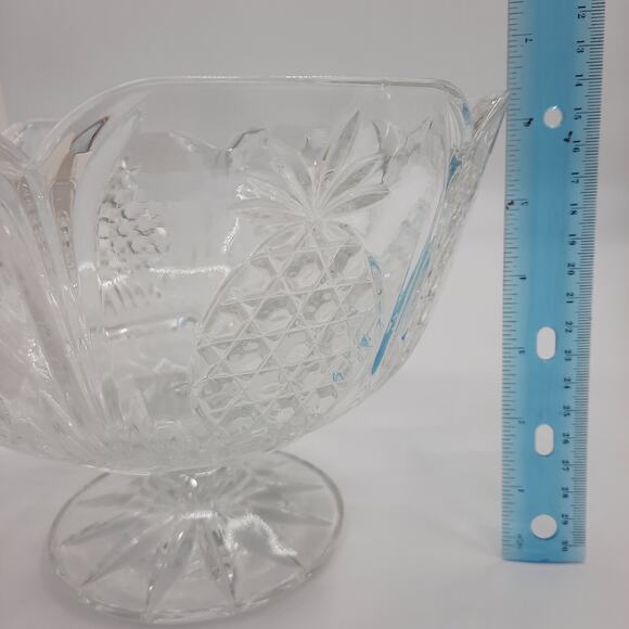 ShannoN Crystal by Godinger Lead Crystal Hospitality Pineapple Footed Bowl - Picture 10 of 16